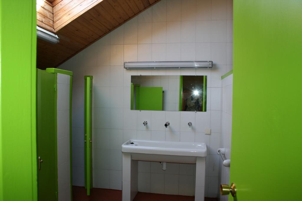 Alberg Escola De Piraguisme De Sort Room photo